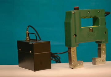 Battery Powered Yoke